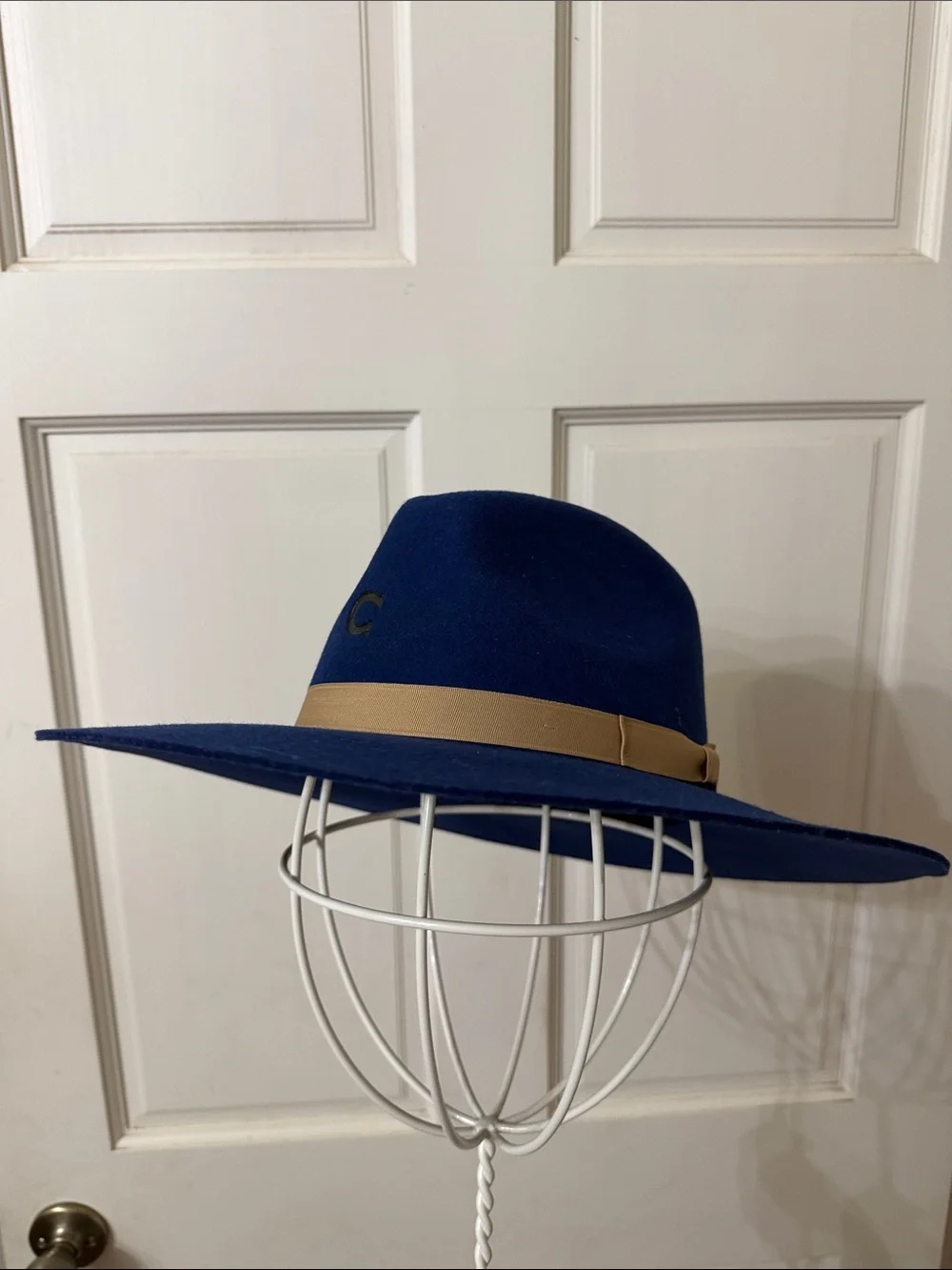 Classic Wide-Brim Felt Hat in Navy with Tan Band - Picture 6 of 8